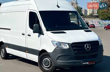 Вантажний фургон Mercedes-Benz Sprinter 2020 в Києві