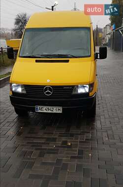Мікроавтобус Mercedes-Benz Sprinter 1999 в  фото 39 Мікроавтобус Mercedes-Benz Sprinter 1999 в