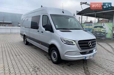 Вантажний фургон Mercedes-Benz Sprinter 2020 в Чернівцях