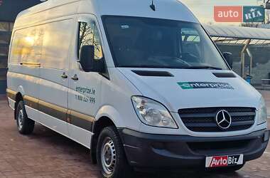 Грузовой фургон Mercedes-Benz Sprinter 2013 в Ровно