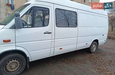 Грузопассажирский фургон Mercedes-Benz Sprinter 2002 в Первомайске