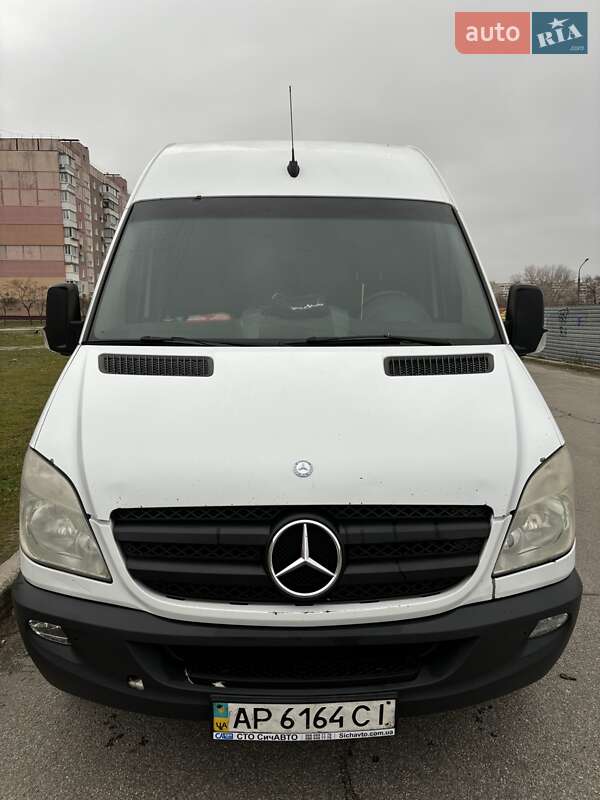 Грузовой фургон Mercedes-Benz Sprinter 2010 в Запорожье