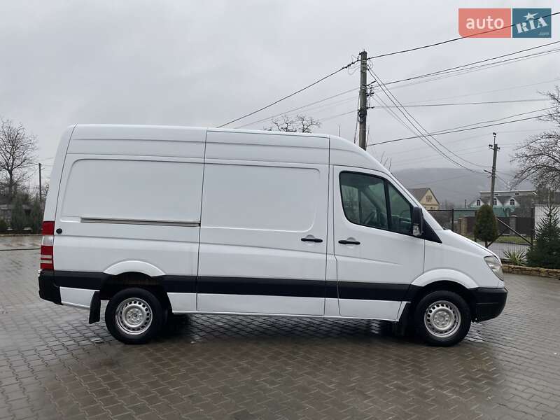 Грузовой фургон Mercedes-Benz Sprinter 2008 в Могилев-Подольске