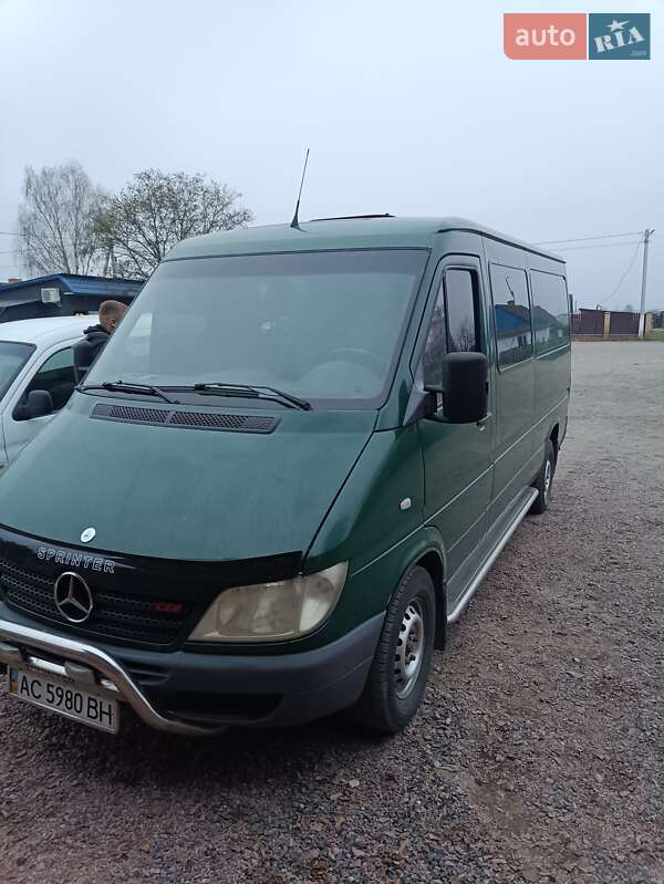 Другие автобусы Mercedes-Benz Sprinter 2004 в 