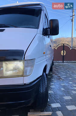 Вантажний фургон Mercedes-Benz Sprinter 1998 в Вижниці