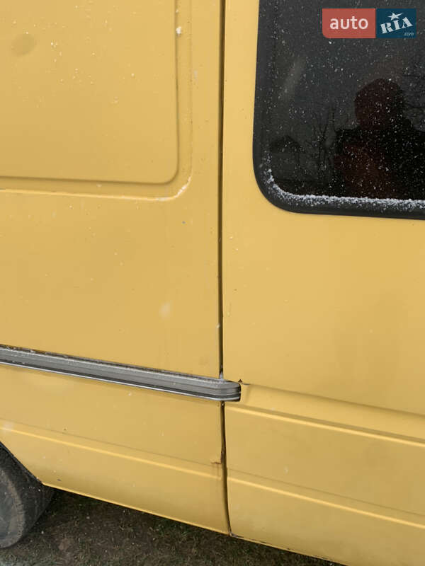 Мікроавтобус Mercedes-Benz Sprinter 2000 в Коломиї