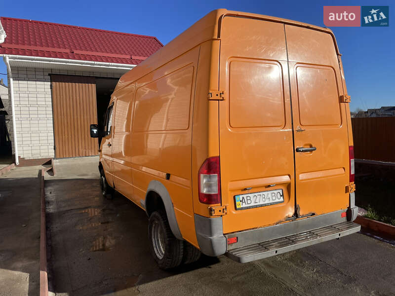 Грузовой фургон Mercedes-Benz Sprinter 2002 в Бершади