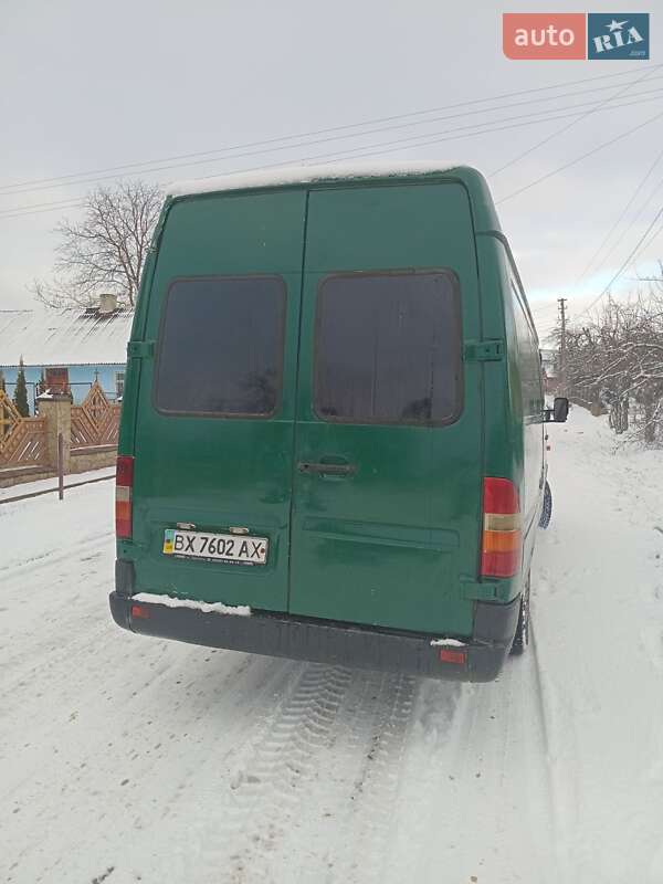 Грузопассажирский фургон Mercedes-Benz Sprinter 1995 в Самборе