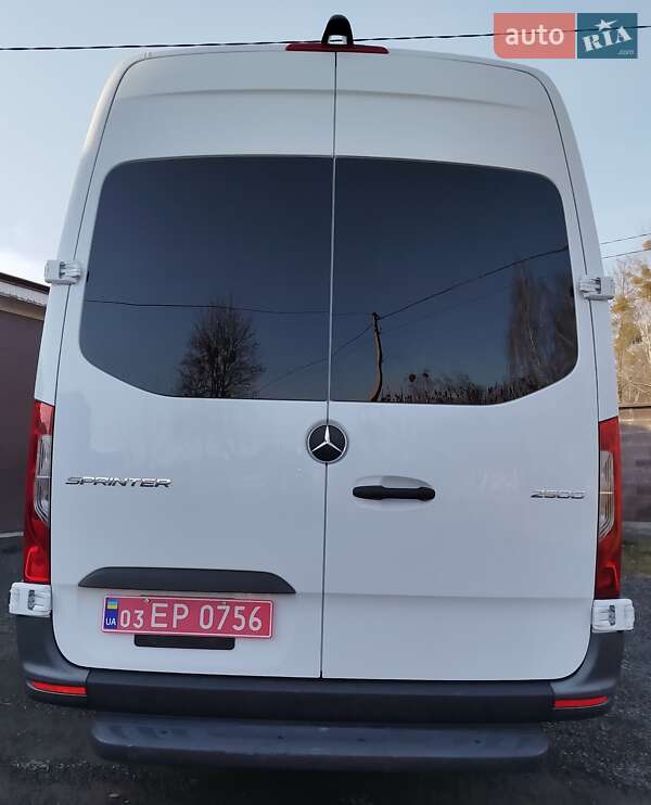 Грузопассажирский фургон Mercedes-Benz Sprinter 2021 в Костополе