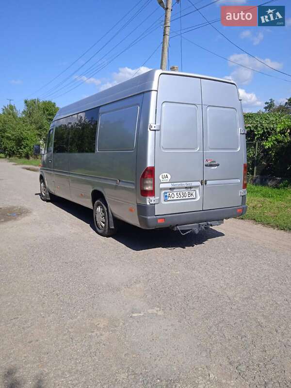 Микроавтобус Mercedes-Benz Sprinter 2004 в Берегово