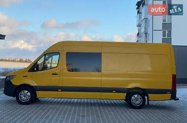 Вантажопасажирський фургон Mercedes-Benz Sprinter 2020 в Тернополі