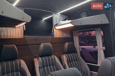 Мікроавтобус Mercedes-Benz Sprinter 2020 в 
