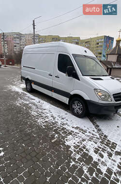 Вантажний фургон Mercedes-Benz Sprinter 2011 в Рівному