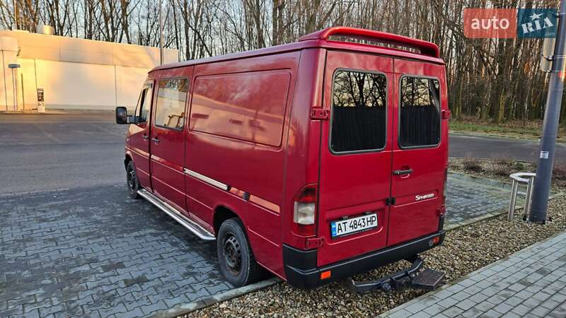 Микроавтобус Mercedes-Benz Sprinter 2004 в Калуше