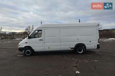 Вантажний фургон Mercedes-Benz Sprinter 2003 в Рівному