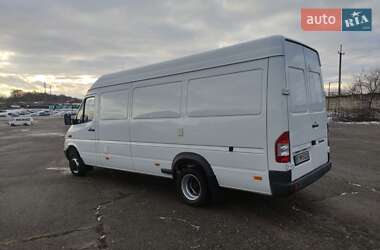 Вантажний фургон Mercedes-Benz Sprinter 2003 в Рівному