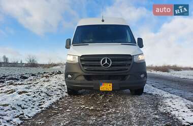 Вантажний фургон Mercedes-Benz Sprinter 2021 в Здолбуніві