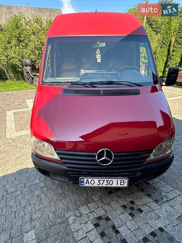 Мікроавтобус Mercedes-Benz Sprinter 2004 в Тячеві