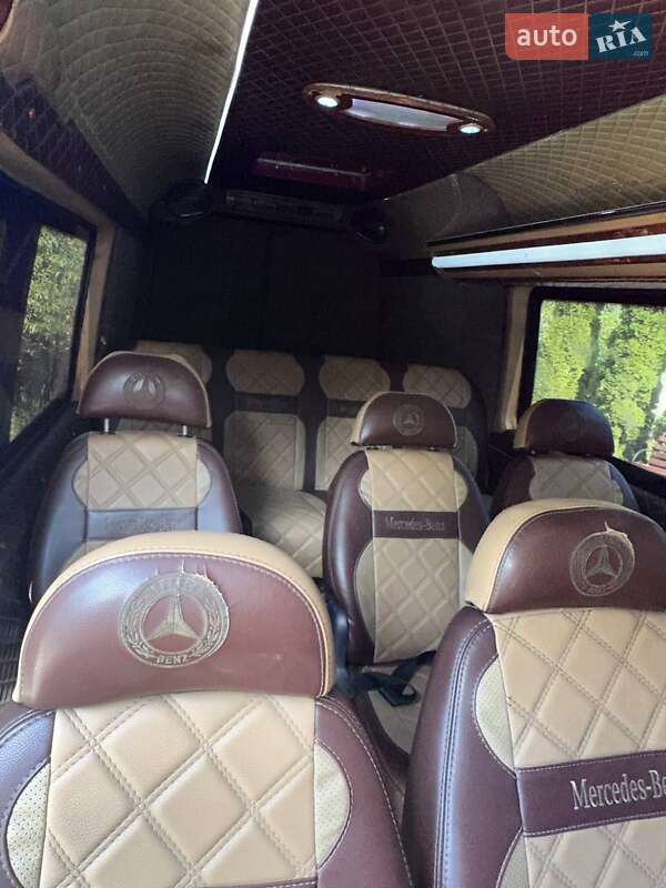 Мікроавтобус Mercedes-Benz Sprinter 2004 в Тячеві