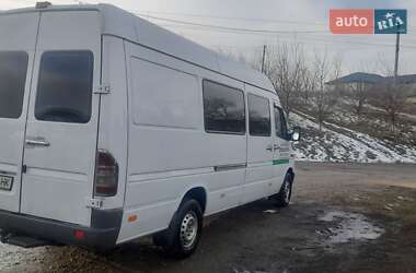 Вантажопасажирський фургон Mercedes-Benz Sprinter 2004 в Чернівцях