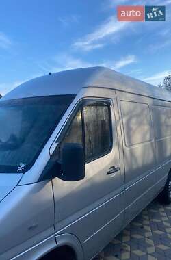 Грузовой фургон Mercedes-Benz Sprinter 2003 в Сельцо