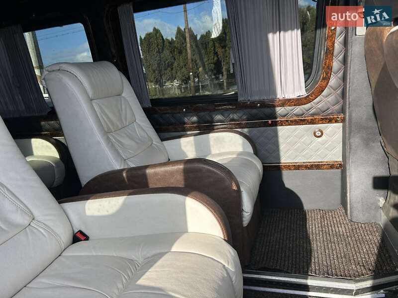 Мікроавтобус Mercedes-Benz Sprinter 2011 в Тячеві