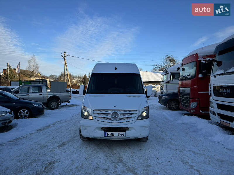 Вантажопасажирський фургон Mercedes-Benz Sprinter 2016 в Тернополі