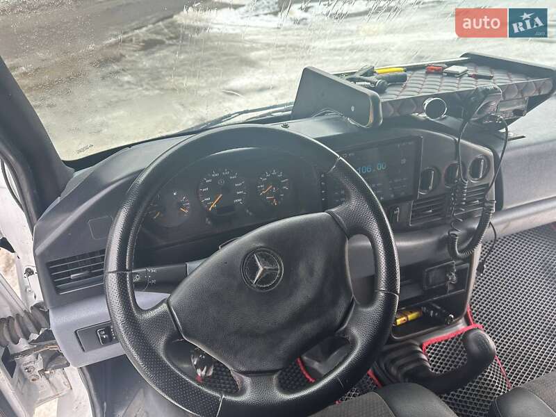 Грузовой фургон Mercedes-Benz Sprinter 1997 в Львове