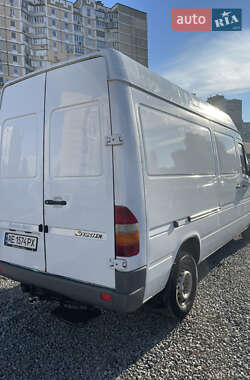 Вантажний фургон Mercedes-Benz Sprinter 2000 в Києві