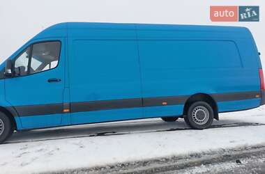 Грузовой фургон Mercedes-Benz Sprinter 2020 в 