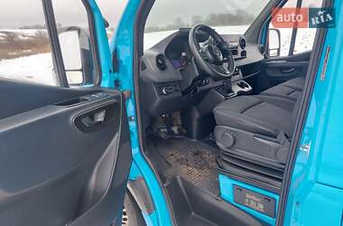 Грузовой фургон Mercedes-Benz Sprinter 2020 в 