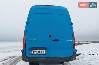 Грузопассажирский фургон Mercedes-Benz Sprinter 2020 в 