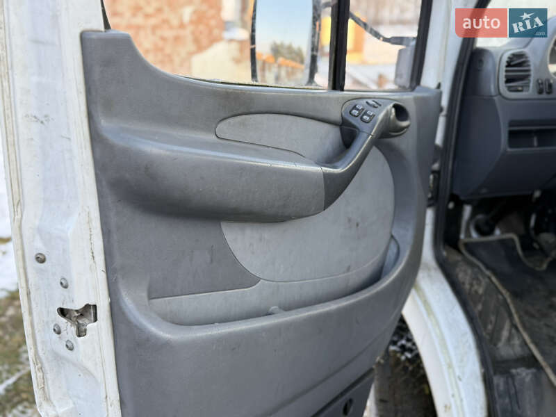 Евакуатор Mercedes-Benz Sprinter 2005 в Самборі