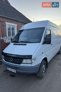 Вантажний фургон Mercedes-Benz Sprinter 1996 в Вознесенську