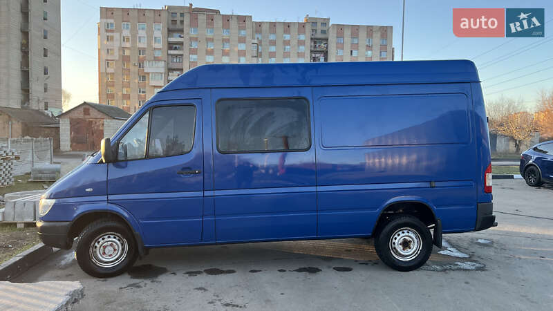 Mercedes-Benz Sprinter 2005