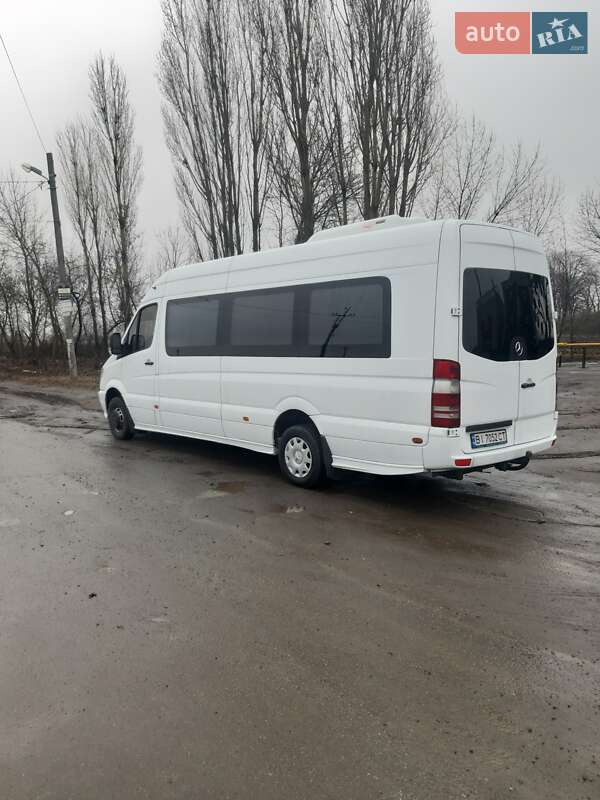 Мікроавтобус Mercedes-Benz Sprinter 2011 в Полтаві