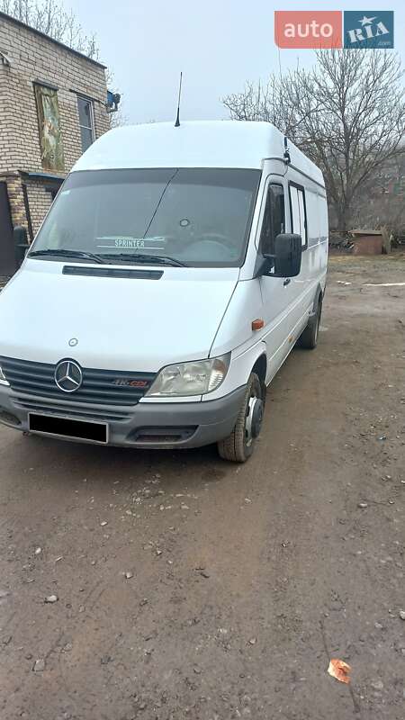 Вантажний фургон Mercedes-Benz Sprinter 2000 в Жмеринці