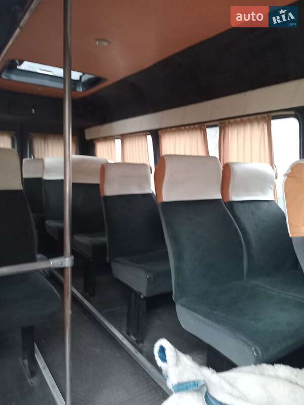 Мікроавтобус Mercedes-Benz Sprinter 2000 в Одесі