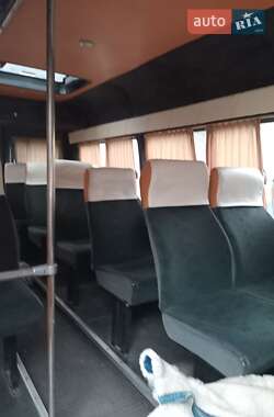 Микроавтобус Mercedes-Benz Sprinter 2000 в 