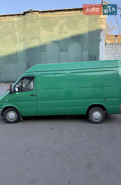 Грузовой фургон Mercedes-Benz Sprinter 2005 в 