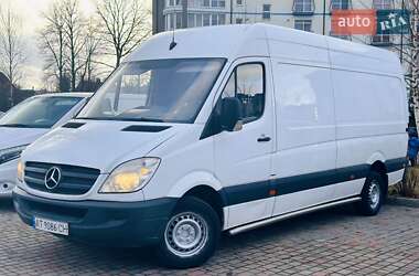 Вантажний фургон Mercedes-Benz Sprinter 2013 в Івано-Франківську