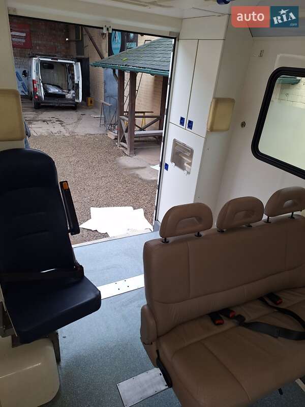 Дом на колесах Mercedes-Benz Sprinter 2001 в Стрые
