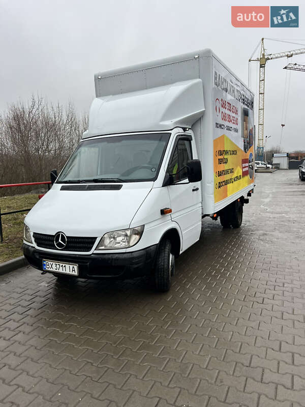 Вантажний фургон Mercedes-Benz Sprinter 2006 в Хмельницькому