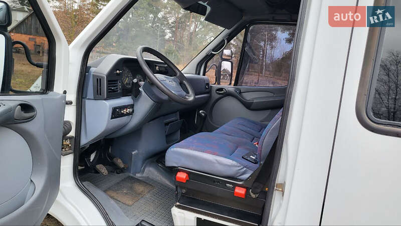 Мікроавтобус Mercedes-Benz Sprinter 2000 в Рівному