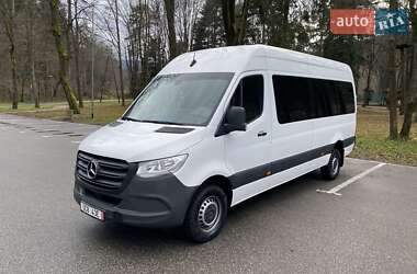 Вантажопасажирський фургон Mercedes-Benz Sprinter 2022 в Львові