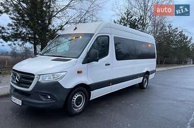 Вантажопасажирський фургон Mercedes-Benz Sprinter 2019 в Львові