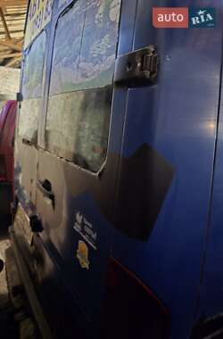 Грузовой фургон Mercedes-Benz Sprinter 2005 в 