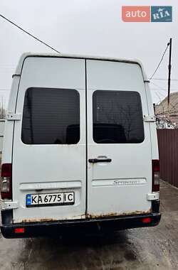 Грузопассажирский фургон Mercedes-Benz Sprinter 2002 в Фастове