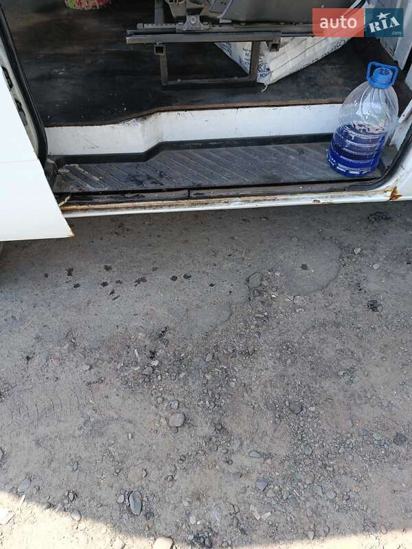 Микроавтобус Mercedes-Benz Sprinter 2004 в Черновцах