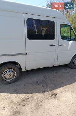 Микроавтобус Mercedes-Benz Sprinter 2004 в 